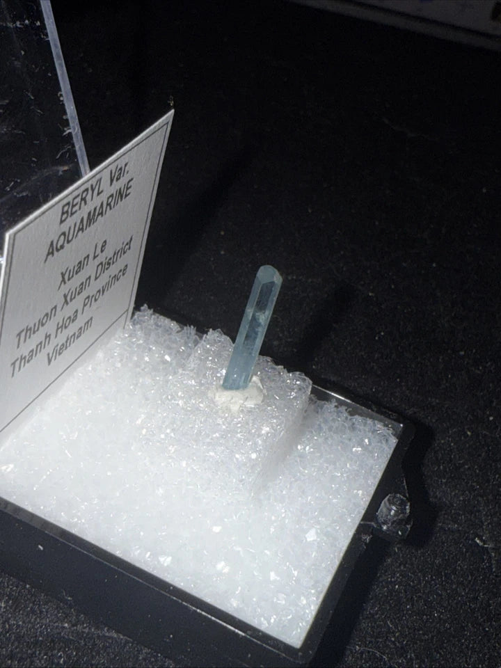 Aquamarine terminated Crystal Vietnam